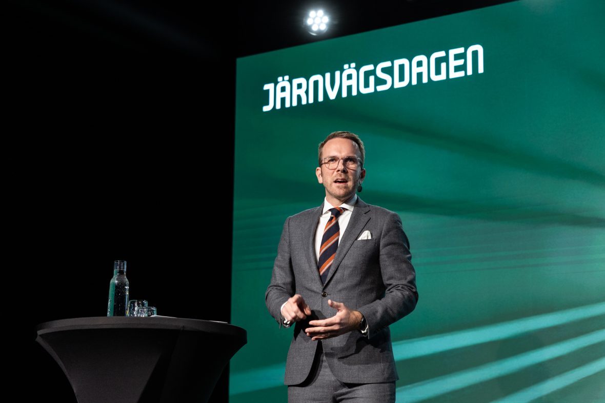 Andreas Carlson, bostads- och infrastrukturminister, på Järnvägsdagen